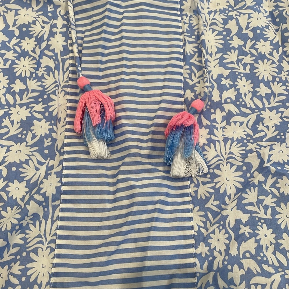 Vineyard vine women’s swimsuit cover up - Picture 3 of 4